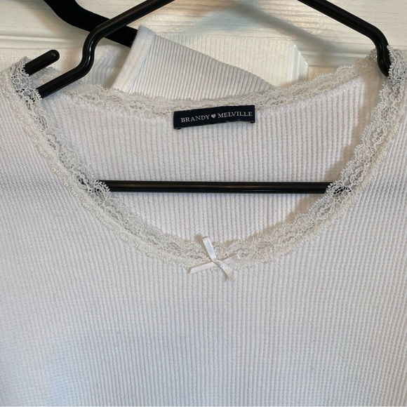 Bundle of 2 Bandy Melville Long sleeved White Shirts Tees Ribbed Waffle - Picture 2 of 13